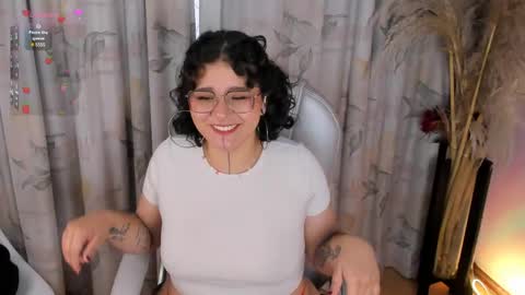 Snapshot of sylvara_bx chatting on 06/01/26, 12:07 online show from 06/01/26, 12:07