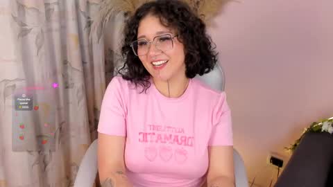 Snapshot of sylvara_bx chatting on 06/06/26, 04:12 online show from 06/06/26, 04:12