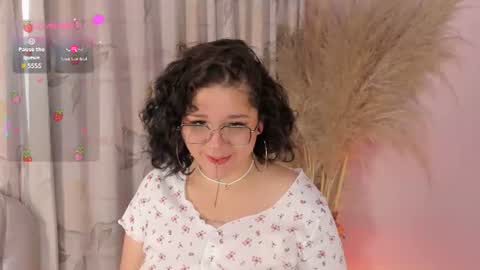 Snapshot of sylvara_bx chatting on 06/17/26, 11:56 online show from 06/17/26, 11:56