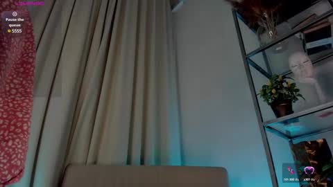 Snapshot of sylviarussell chatting on 02/28/25, 06:41 Sylvia online show from 02/28/25, 06:41