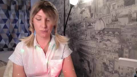 Sylvia online show from 02/16/26, 07:48