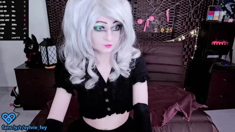 Sylvie online show from 01/06/25, 01:31