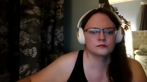 sylviexxxfun online show from 06/09/26, 03:40