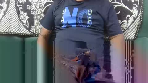 Snapshot of symond_jns chatting on 10/01/25, 11:27 symond_jns online show from 10/01/25, 11:27