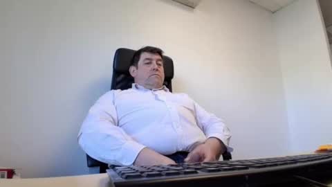 sympa_trique online show from 04/23/26, 08:57