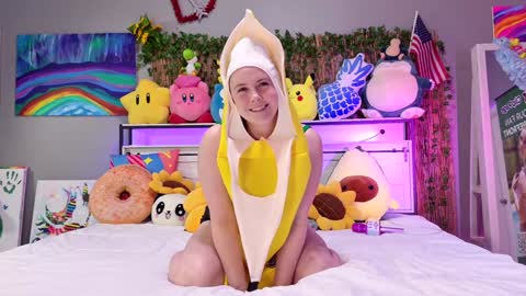 Jennah online show from 02/17/26, 11:55