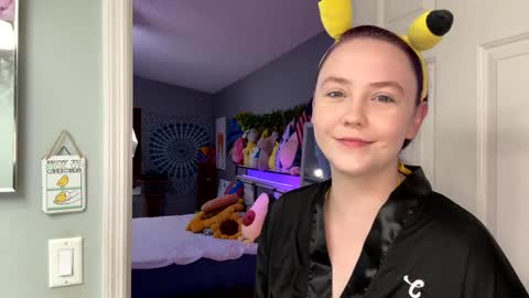 Jennah online show from 03/15/26, 10:16