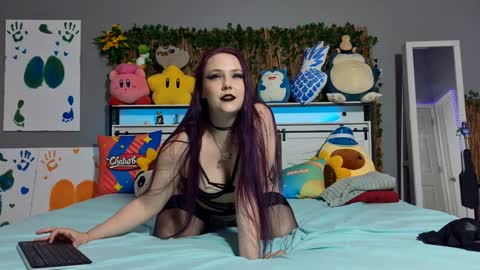 Jennah online show from 06/06/26, 01:21