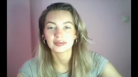 Snapshot of syrami chatting on 05/11/26, 03:12 syrami online show from 05/11/26, 03:12