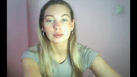 Snapshot of syrami chatting on 05/27/26, 07:38 syrami online show from 05/27/26, 07:38