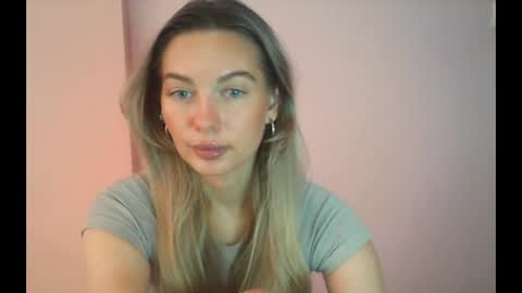 Snapshot of syrami chatting on 06/03/26, 01:36 syrami online show from 06/03/26, 01:36