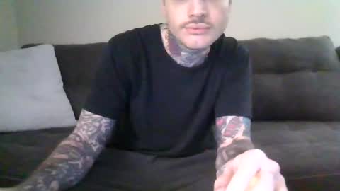 Snapshot of t0914 chatting on 10/29/25, 05:14 t0914 online show from 10/29/25, 05:14