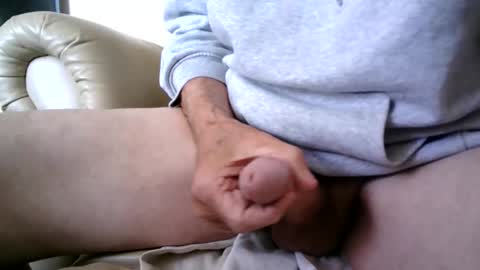 James online show from 10/04/25, 02:59