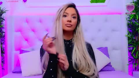 Arianna online show from 12/17/25, 01:50