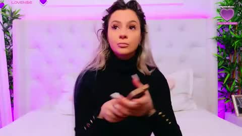 Arianna online show from 01/12/26, 01:16