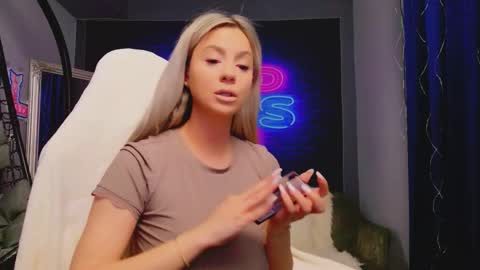 Arianna online show from 03/06/26, 05:37