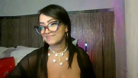 yameil online show from 04/17/26, 07:44