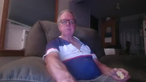 tacrunner66_ online show from 09/14/25, 05:50