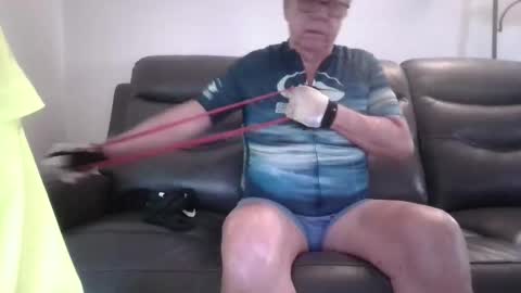 tacrunner66_ online show from 04/25/26, 02:03