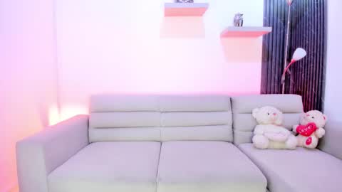 Tahiela  online show from 03/07/26, 03:47