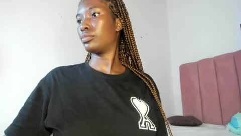 Tahira online show from 04/21/26, 01:42