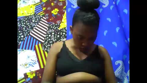 tahiriniah online show from 11/03/25, 06:36