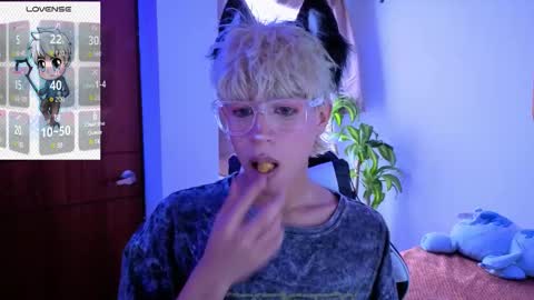 taichi online show from 11/23/25, 02:50