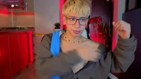 taichi online show from 01/16/26, 05:00