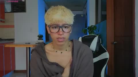 taichi online show from 02/16/26, 09:00