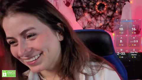 Snapshot of taiga_cute chatting on 10/11/25, 07:07 Camille Gonzalez online show from 10/11/25, 07:07