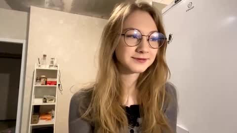 Tessa online show from 11/29/25, 12:41