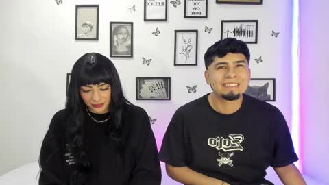 Snapshot of tainy_n_harley chatting on 01/10/25, 04:01 Liam and Juli online show from 01/10/25, 04:01