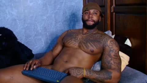 Tairon Tucke online show from 03/01/25, 07:19