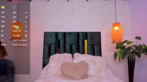 Taissa online show from 01/18/25, 09:02