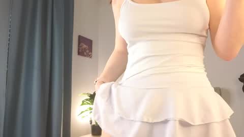 Lizzy online show from 04/09/26, 04:45