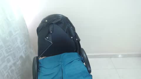 Juli online show from 04/23/26, 10:12