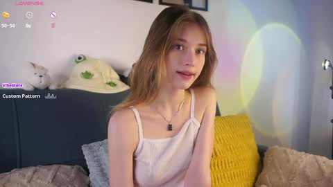 Mia online show from 03/20/26, 01:43