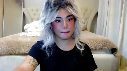 Lena online show from 01/19/25, 12:06