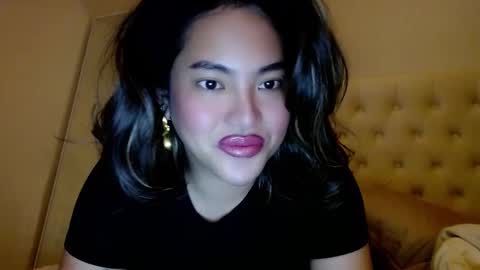 Lena online show from 02/04/25, 12:11