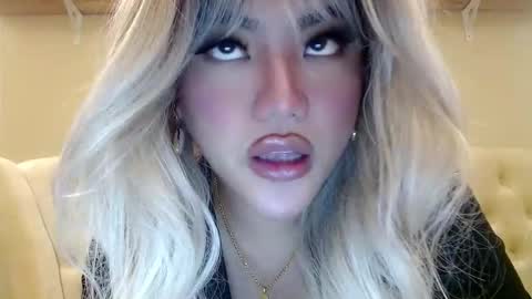 Lena online show from 02/17/25, 02:59