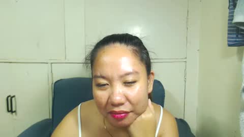 Snapshot of takemetoheavenbaby chatting on 02/13/25, 05:01 anne online show from 02/13/25, 05:01