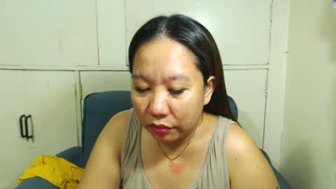 Snapshot of takemetoheavenbaby chatting on 02/24/25, 12:48 anne online show from 02/24/25, 12:48