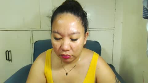 Snapshot of takemetoheavenbaby chatting on 02/25/25, 04:03 anne online show from 02/25/25, 04:03