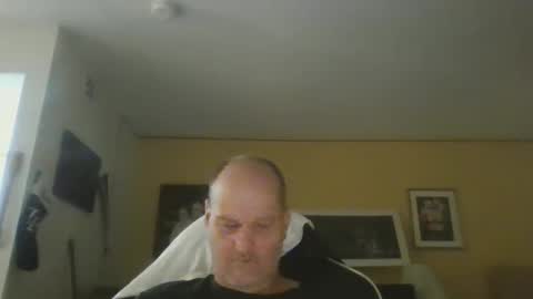 Snapshot of takerlover436295 chatting on 11/16/25, 11:43 takerlover436295 online show from 11/16/25, 11:43