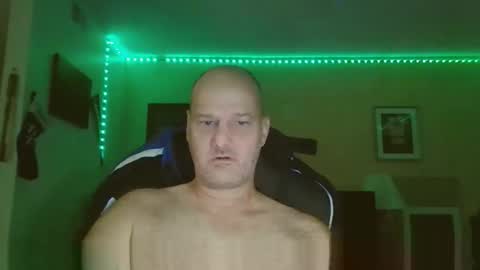 takerlover436295 online show from 12/05/25, 02:53