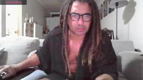 Snapshot of talent_scout_1 chatting on 01/15/25, 02:13 Edge Master Flash online show from 01/15/25, 02:13