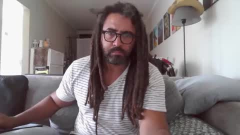 Snapshot of talent_scout_1 chatting on 10/22/25, 02:56 Edge Master Flash online show from 10/22/25, 02:56