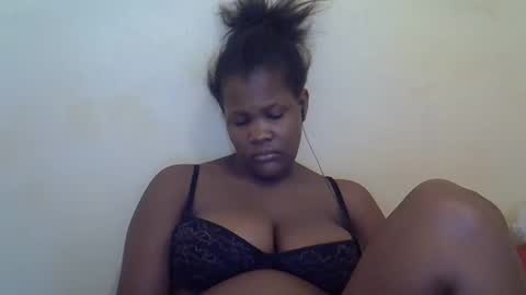 taliah254 online show from 02/18/25, 04:26
