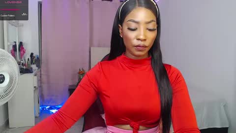 taliana  modelo independiente online show from 03/07/25, 06:13