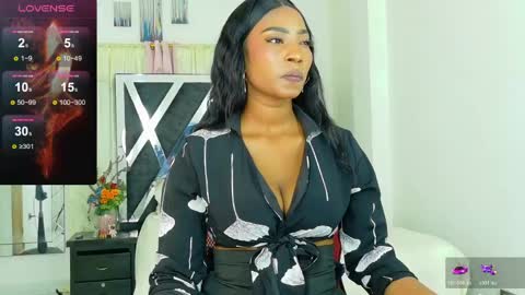 Snapshot of talianamoreno chatting on 05/19/26, 01:56 taliana modelo independiente online show from 05/19/26, 01:56